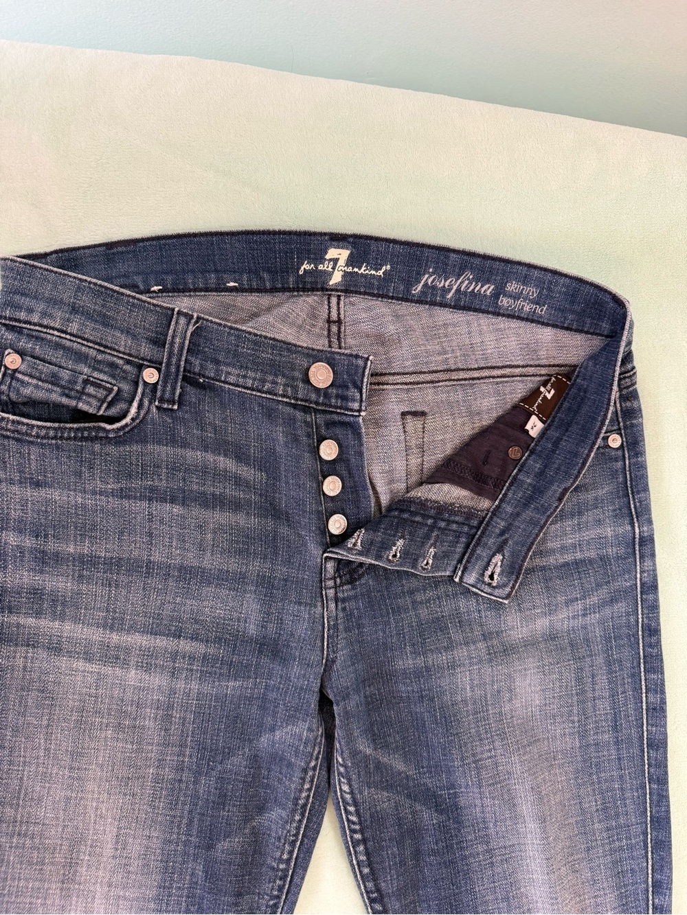 7 For All Mankind Size 26 Josefina Skinny Boyfriend Jeans